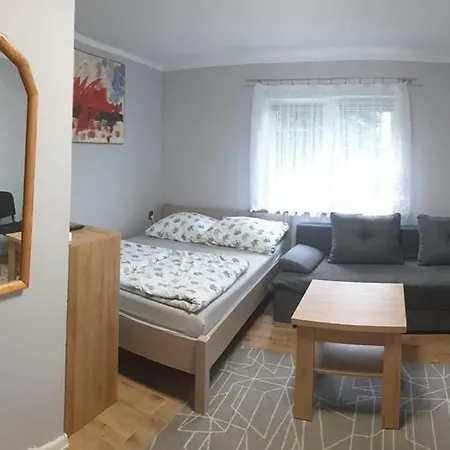 Wczasy U Miry Pansiyon *